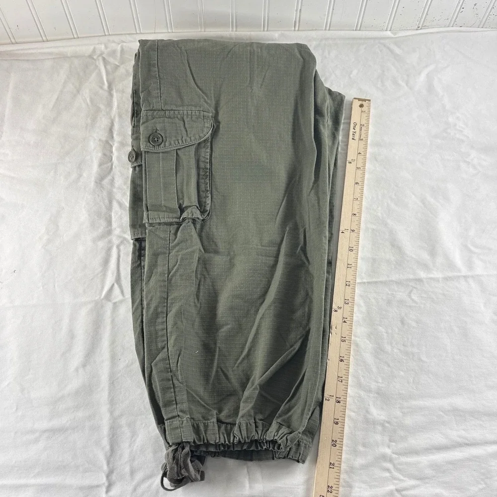 Lizwear‎ Liz Claiborne Womens 10 Olive Green Ripstop Cargo Pants Utility Cropped